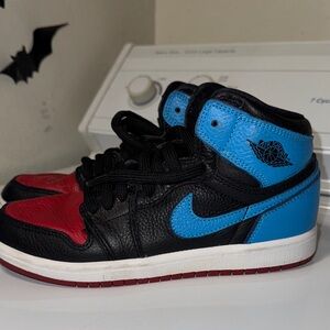 Nike Kids Sneakers - Black, Red, and Blue